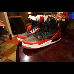 I am selling Jordans!